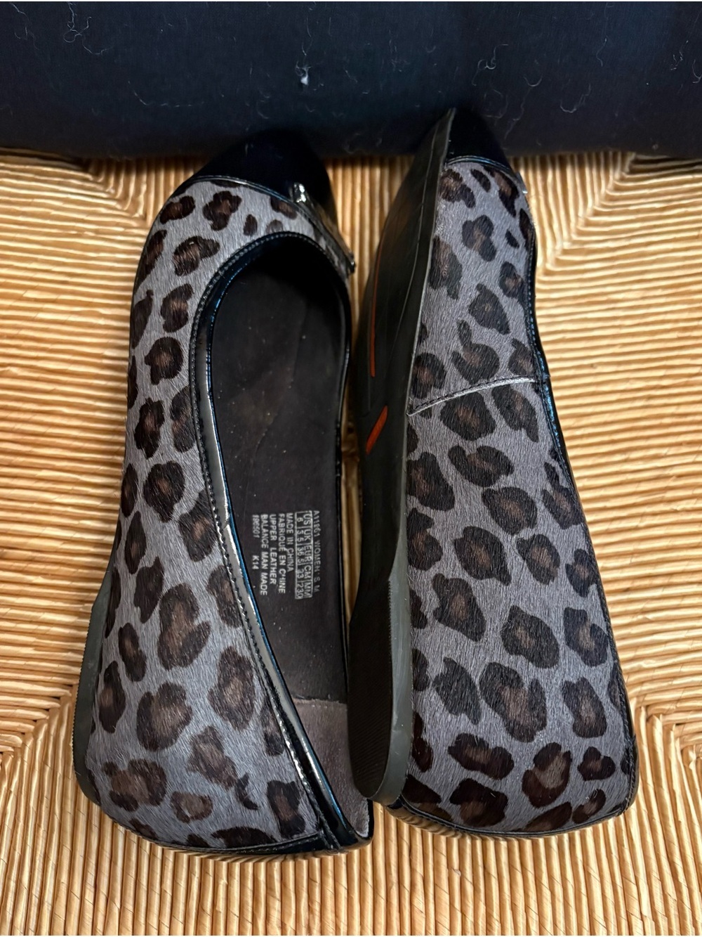 Rockport Women A11961 Gray Leopard Print Haircalf Ballet Flats Size 6 M - Picture 3 of 8